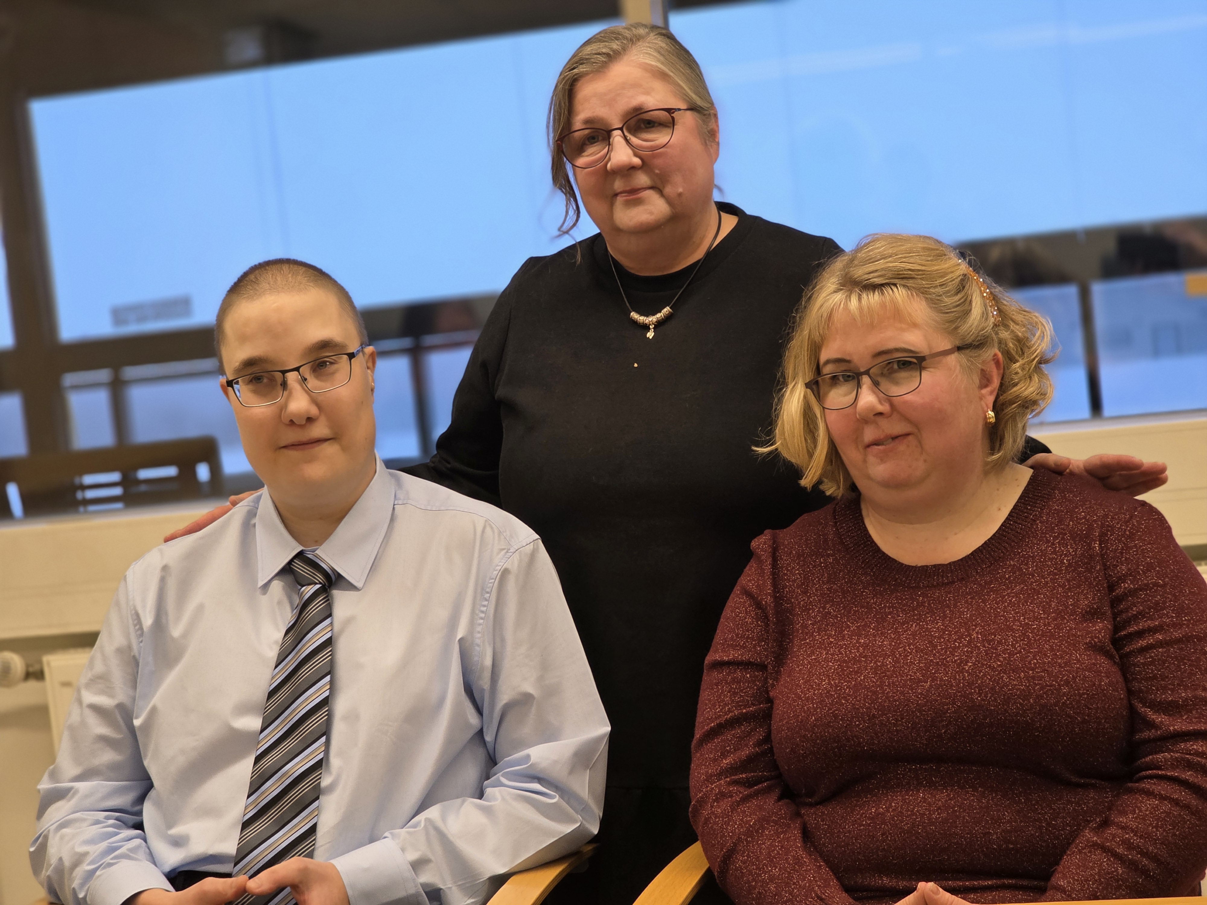 Tomi Pulli, Mira Hujanen ja Arja Kutvonen.