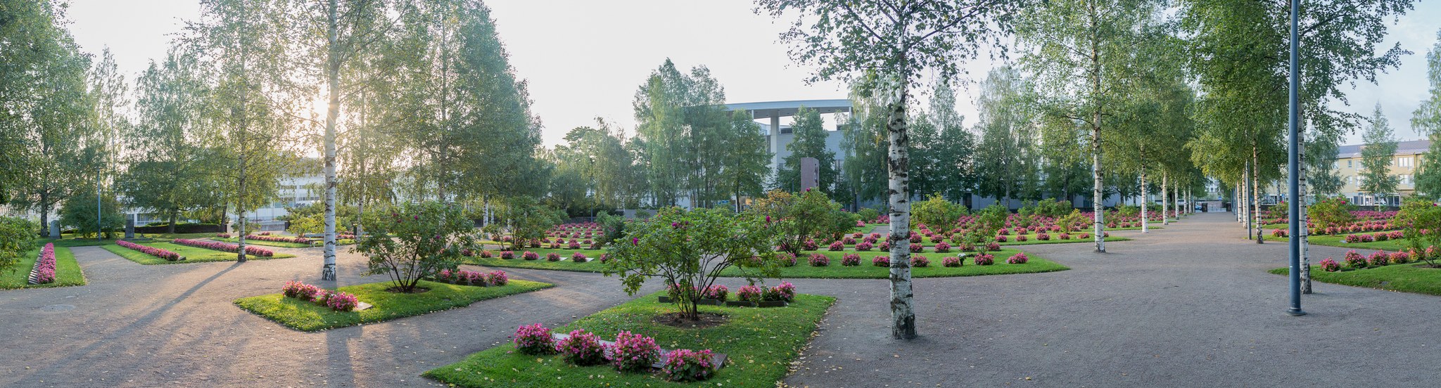Lappeenrannan Sankarihautausmaa Lappeenrannan Sankarihautausmaa kesällä