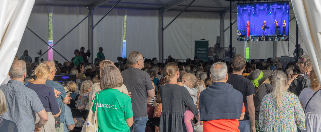 WilliGospel tapahtuma menossa Linnoituksen juhlateltassa 2025
